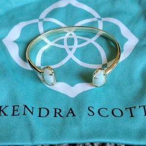 Kendra Scott bracelet